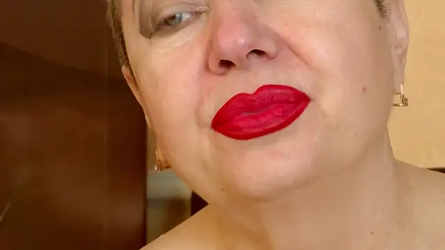 LadyPosh online show from January 15, 2026, 8:45 pm