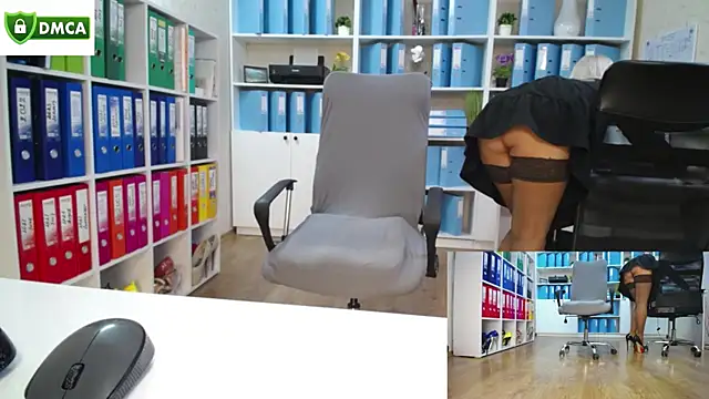 Snapshot of secret-office chatting on October 20, 2025, 5:19 am secret-office online show from October 20, 2025, 5:19 am