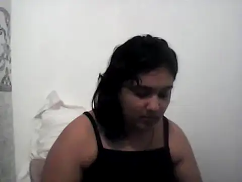 Snapshot of Indianbloom- chatting on February 11, 2025, 4:35 pm Indianbloom- online show from February 11, 2025, 4:35 pm