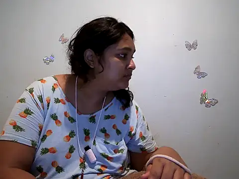 Indianbloom- online show from October 1, 2025, 10:16 pm