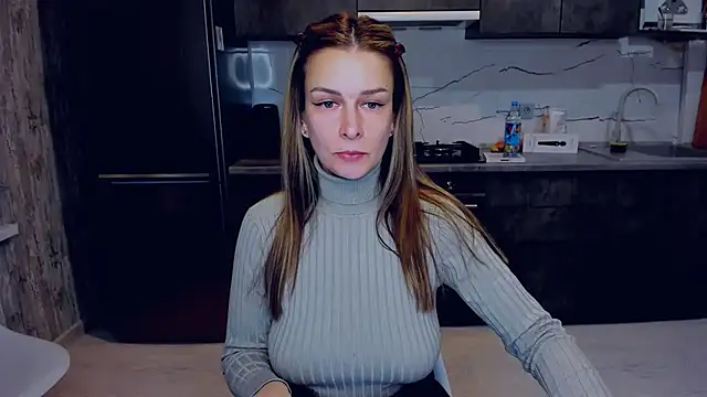 Snapshot of AlexiaDarren chatting on February 10, 2025, 3:53 pm AlexiaDarren online show from February 10, 2025, 3:53 pm