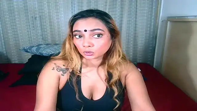 sexyindianchic online show from December 2, 2025, 5:41 pm