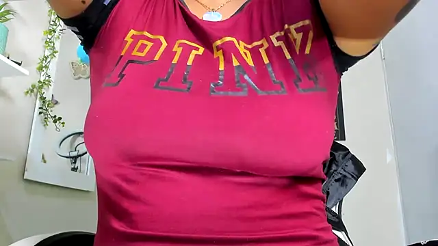 Snapshot of darsha_sahu chatting on October 20, 2025, 12:44 am darsha sahu online show from October 20, 2025, 12:44 am