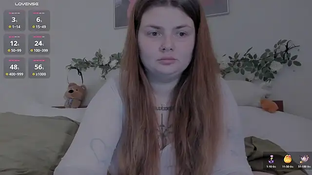 Eva Shameless online show from October 31, 2025, 4:08 pm