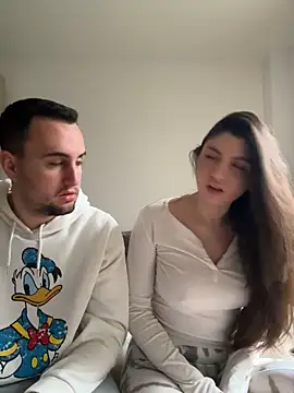 Snapshot of couplepenetration chatting on December 7, 2024, 9:39 am couplepenetration online show from December 7, 2024, 9:39 am