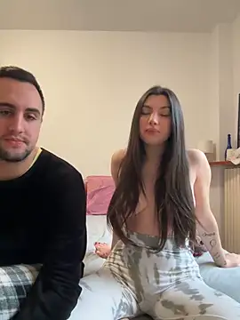 Snapshot of couplepenetration chatting on December 22, 2024, 9:55 am couplepenetration online show from December 22, 2024, 9:55 am