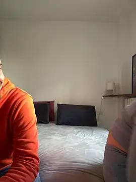 Snapshot of couplepenetration chatting on March 20, 2025, 1:37 pm couplepenetration online show from March 20, 2025, 1:37 pm