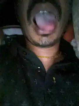 dreamtoungelick69 online show from February 6, 2025, 10:21 pm