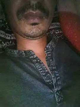 dreamtoungelick69 online show from May 24, 2026, 9:42 pm