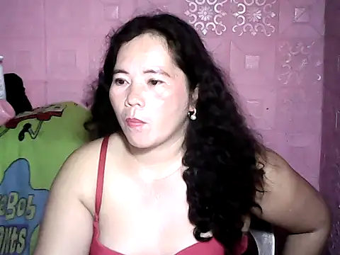 Snapshot of hotpusie_4u chatting on November 12, 2025, 5:24 pm hotpusie 4u online show from November 12, 2025, 5:24 pm