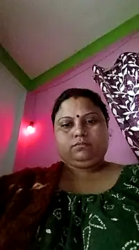 Snapshot of yourssoumi chatting on December 9, 2024, 8:33 am yourssoumi online show from December 9, 2024, 8:33 am