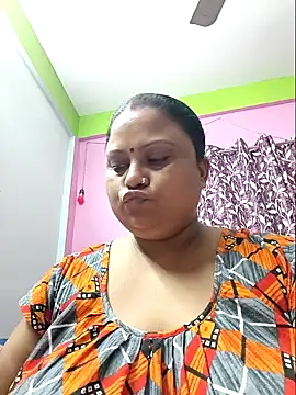 Snapshot of yourssoumi chatting on December 12, 2024, 2:59 am yourssoumi online show from December 12, 2024, 2:59 am