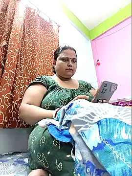 Snapshot of yourssoumi chatting on December 13, 2024, 6:16 pm yourssoumi online show from December 13, 2024, 6:16 pm