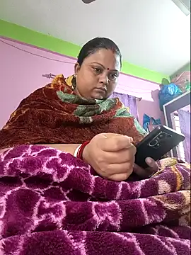 Snapshot of yourssoumi chatting on January 17, 2025, 3:01 am yourssoumi online show from January 17, 2025, 3:01 am