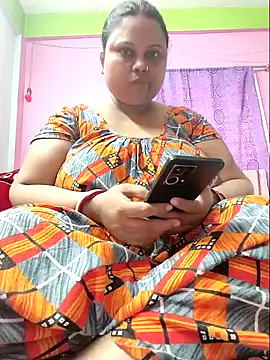 Snapshot of yourssoumi chatting on January 22, 2025, 6:31 am yourssoumi online show from January 22, 2025, 6:31 am