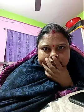 Snapshot of yourssoumi chatting on February 8, 2025, 5:18 pm yourssoumi online show from February 8, 2025, 5:18 pm