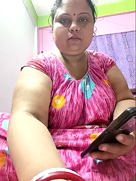 Snapshot of yourssoumi chatting on February 8, 2025, 8:21 pm yourssoumi online show from February 8, 2025, 8:21 pm