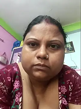 Snapshot of yourssoumi chatting on February 26, 2025, 2:14 pm yourssoumi online show from February 26, 2025, 2:14 pm