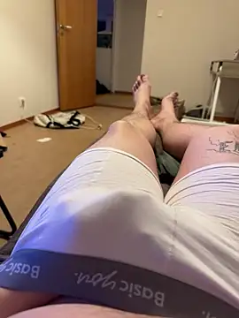 adam123456654321 online show from February 16, 2025, 11:05 pm