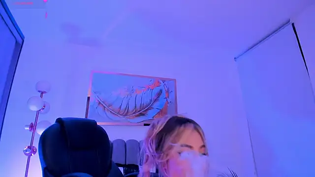ZoePresleyX online show from July 27, 2026, 11:56 pm