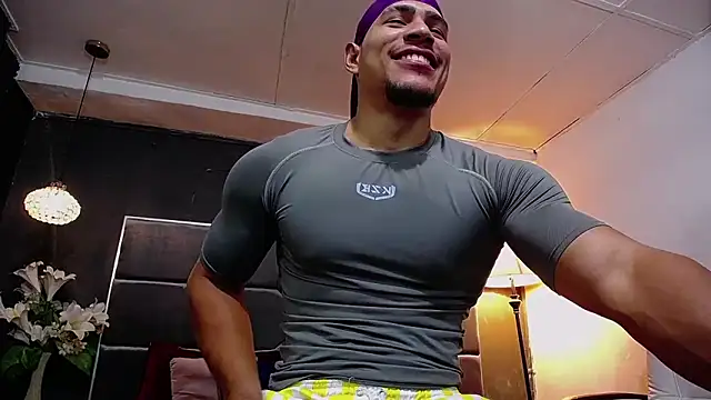 Snapshot of teddyfit19cm chatting on October 2, 2025, 1:51 pm teddyfit19cm online show from October 2, 2025, 1:51 pm