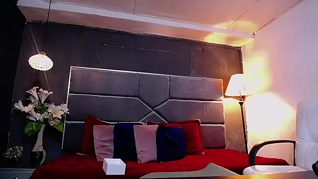 Snapshot of teddyfit19cm chatting on October 9, 2025, 2:04 pm teddyfit19cm online show from October 9, 2025, 2:04 pm