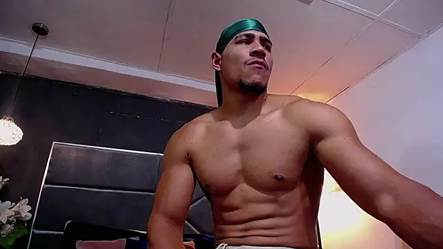 Snapshot of teddyfit19cm chatting on October 22, 2025, 1:44 pm teddyfit19cm online show from October 22, 2025, 1:44 pm