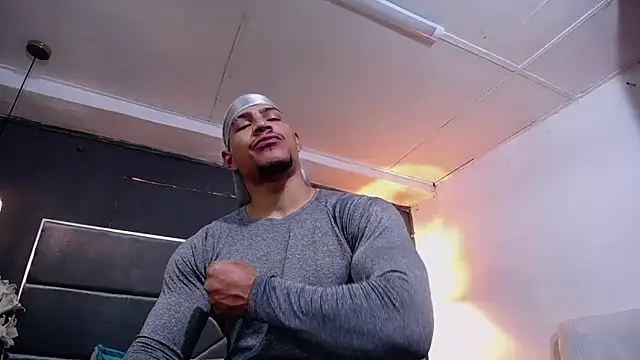 Snapshot of teddyfit19cm chatting on November 5, 2025, 1:33 pm teddyfit19cm online show from November 5, 2025, 1:33 pm