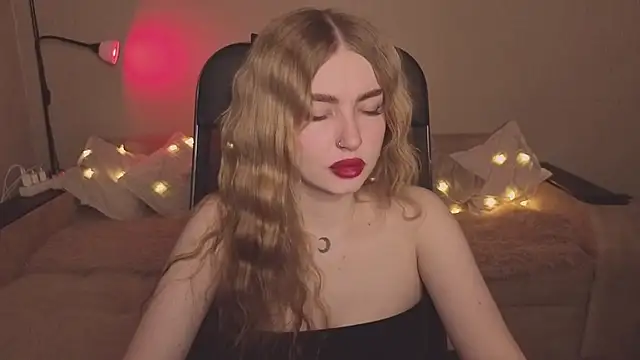 Snapshot of ViolettaLopez chatting on February 14, 2026, 3:09 pm ViolettaLopez online show from February 14, 2026, 3:09 pm