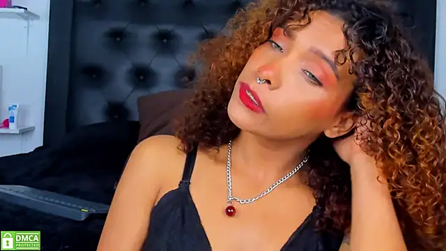 Alika Shanty online show from May 17, 2026, 2:53 am