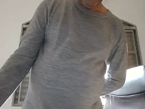 Snapshot of niceguyjr chatting on November 3, 2025, 10:27 am niceguyjr online show from November 3, 2025, 10:27 am