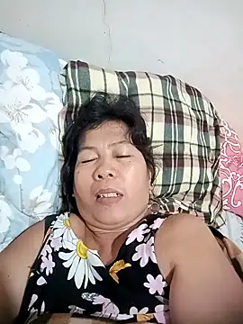 TropicalFlower online show from December 4, 2025, 9:01 pm