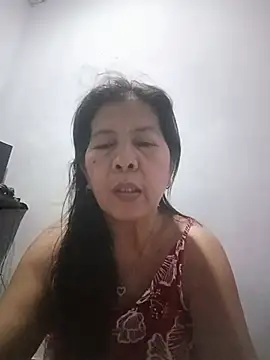 Snapshot of TropicalFlower chatting on July 12, 2026, 4:42 pm TropicalFlower online show from July 12, 2026, 4:42 pm
