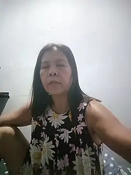Snapshot of TropicalFlower chatting on July 16, 2026, 3:07 pm TropicalFlower online show from July 16, 2026, 3:07 pm