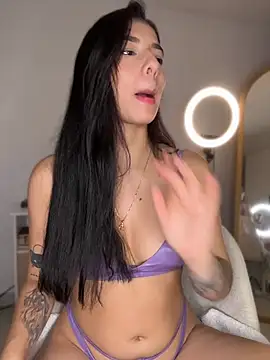 Veronica ar online show from June 27, 2026, 3:44 am