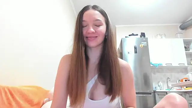 Snapshot of Naughty_Molly chatting on November 7, 2025, 4:18 pm Naughty Molly online show from November 7, 2025, 4:18 pm