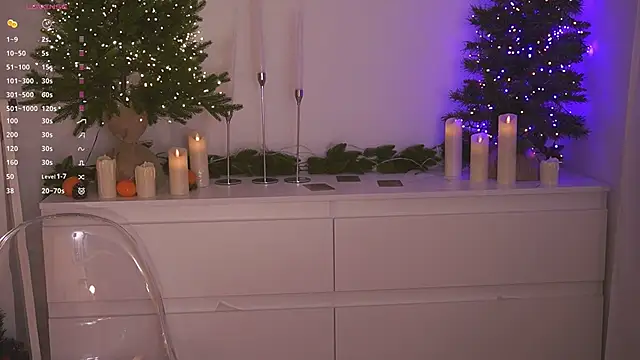 Ffoxyflame online show from December 15, 2024, 3:02 am