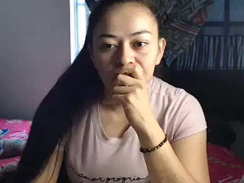 mayhott2 online show from January 30, 2025, 8:31 pm