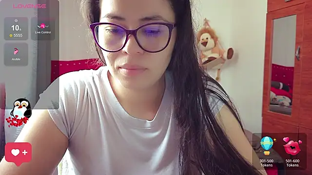 mayhott2 online show from October 22, 2025, 5:24 pm