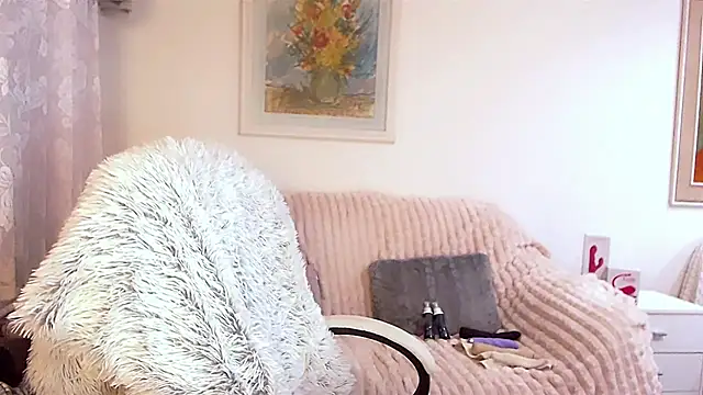 Sarah4you online show from February 9, 2025, 9:49 pm