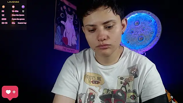 Snapshot of girl_intense444 chatting on February 3, 2026, 1:27 pm girl intense444 online show from February 3, 2026, 1:27 pm