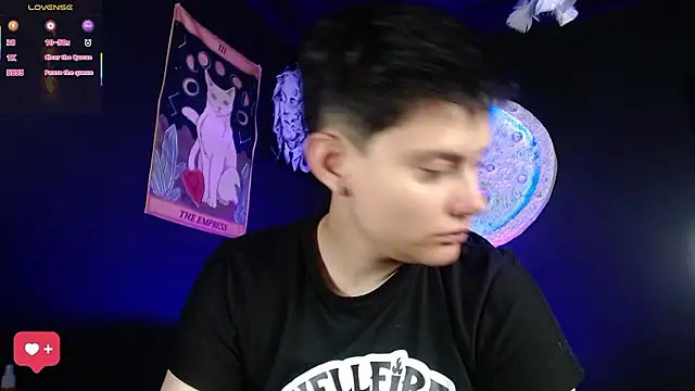 Snapshot of girl_intense444 chatting on February 11, 2026, 12:54 pm girl intense444 online show from February 11, 2026, 12:54 pm