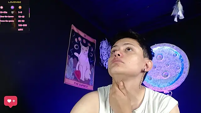 Snapshot of girl_intense444 chatting on February 14, 2026, 12:57 pm girl intense444 online show from February 14, 2026, 12:57 pm