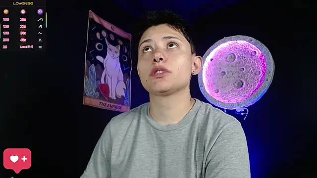 Snapshot of girl_intense444 chatting on March 3, 2026, 12:55 pm girl intense444 online show from March 3, 2026, 12:55 pm