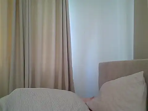 Deliciousgal online show from April 1, 2026, 2:58 pm