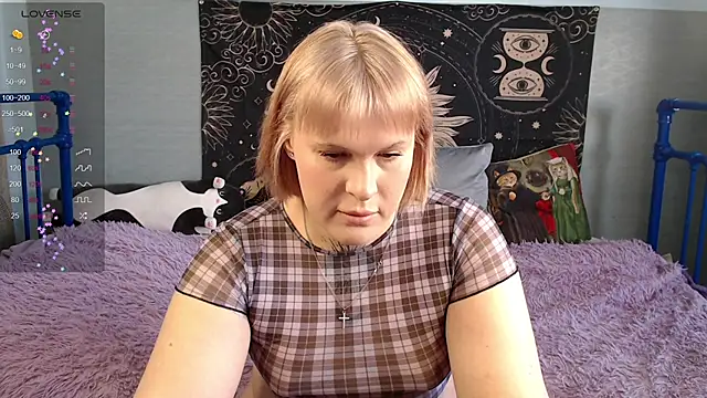 Snapshot of ivamayy chatting on February 10, 2026, 8:29 am ivamayy online show from February 10, 2026, 8:29 am