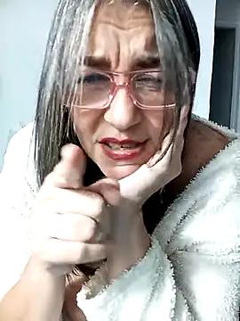 Katy Randy online show from March 7, 2025, 1:53 am