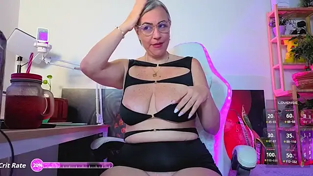 Katy Randy online show from September 29, 2025, 11:20 pm