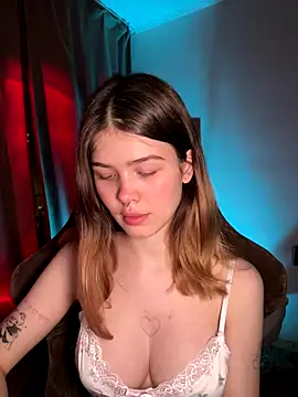 Snapshot of AmberIIey chatting on November 15, 2025, 3:30 pm AmberIIey online show from November 15, 2025, 3:30 pm