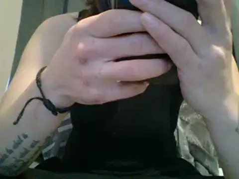 Snapshot of geilmeisje98 chatting on February 14, 2025, 8:31 am geilmeisje98 online show from February 14, 2025, 8:31 am